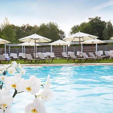 Land & Golf Hotel 4*