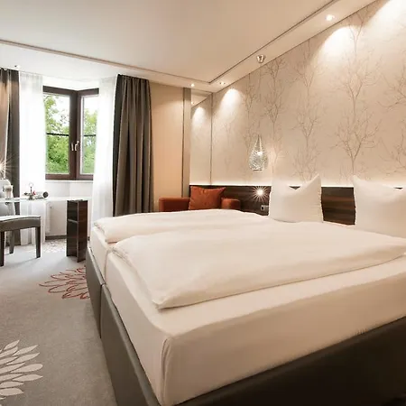 Hotel Land & Golf Stromberg (Hunsrueck)