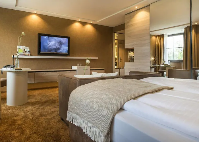 Land & Golf סטרומברג