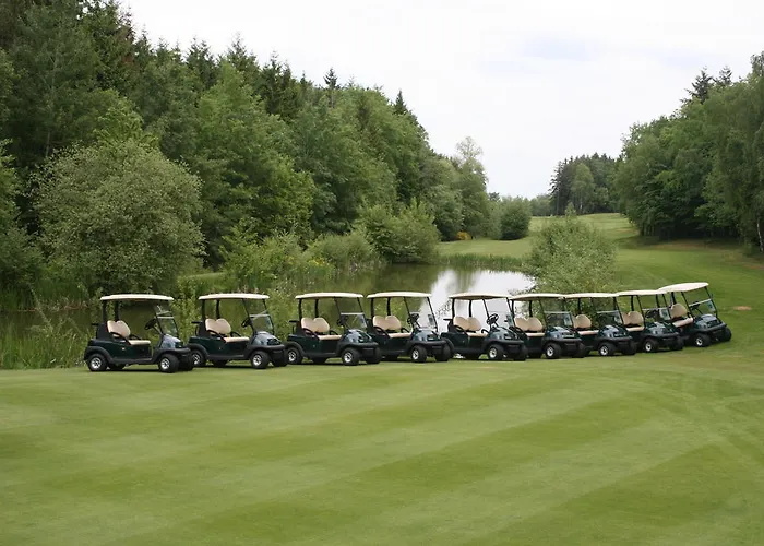 فندق Land & Golf