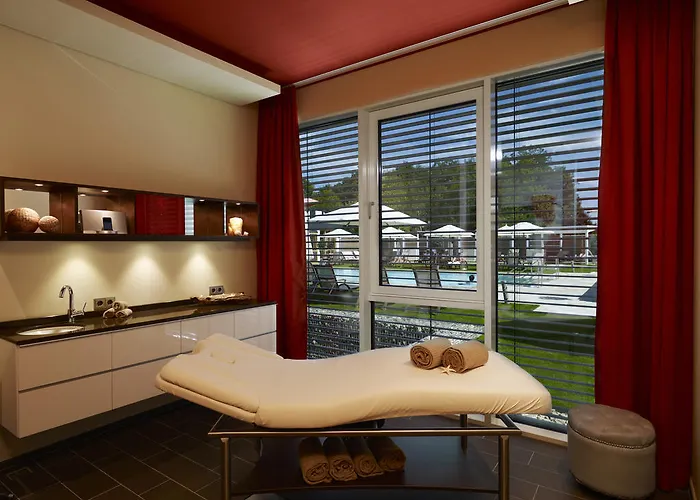 فندق Land & Golf 4*